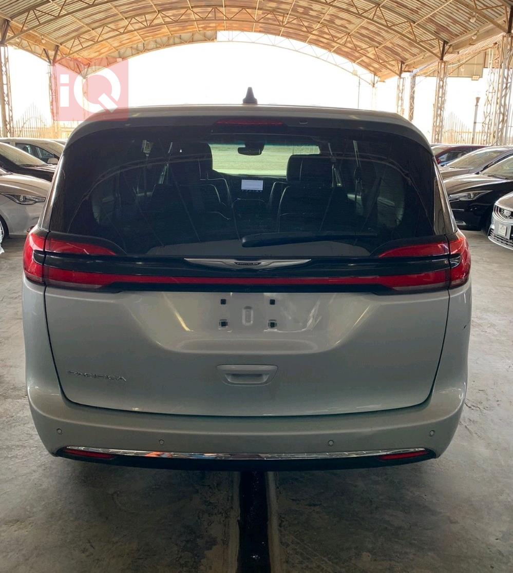 کرایسلەر پاسیفیکا